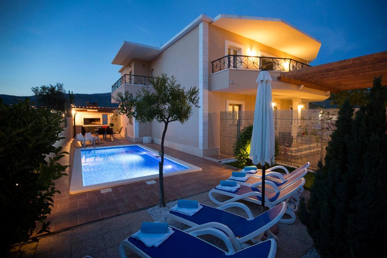 Apartment Sasso Split Bagian luar foto