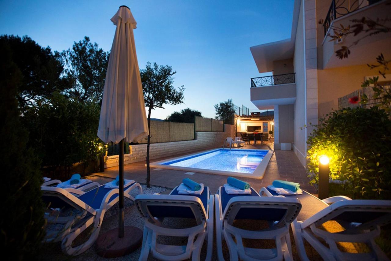 Apartment Sasso Split Bagian luar foto