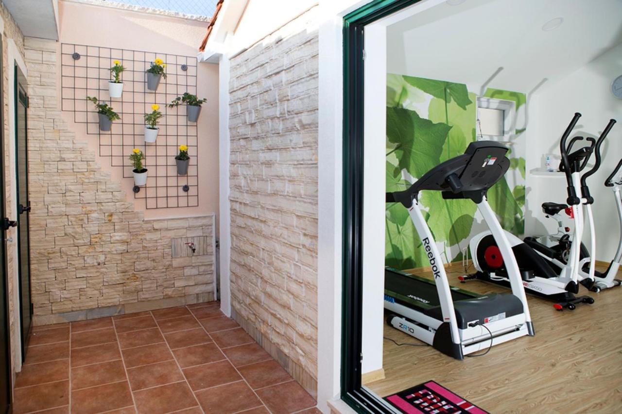 Apartment Sasso Split Bagian luar foto