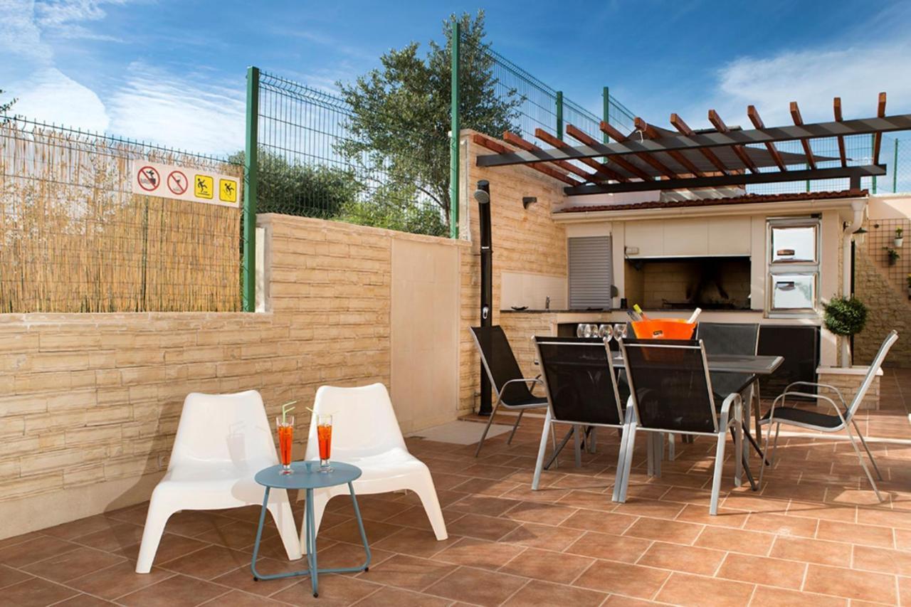 Apartment Sasso Split Bagian luar foto