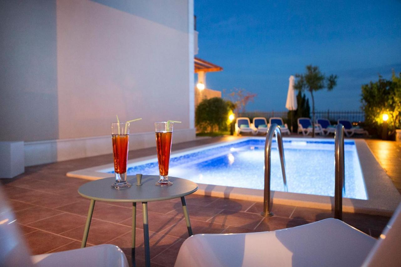 Apartment Sasso Split Bagian luar foto