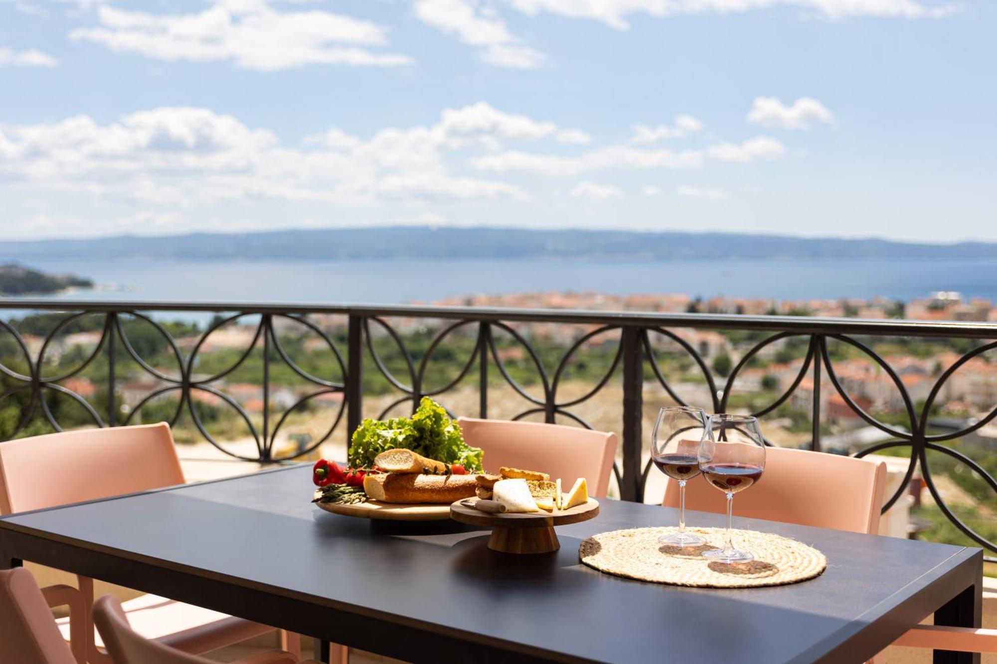 Apartment Sasso Split Bagian luar foto