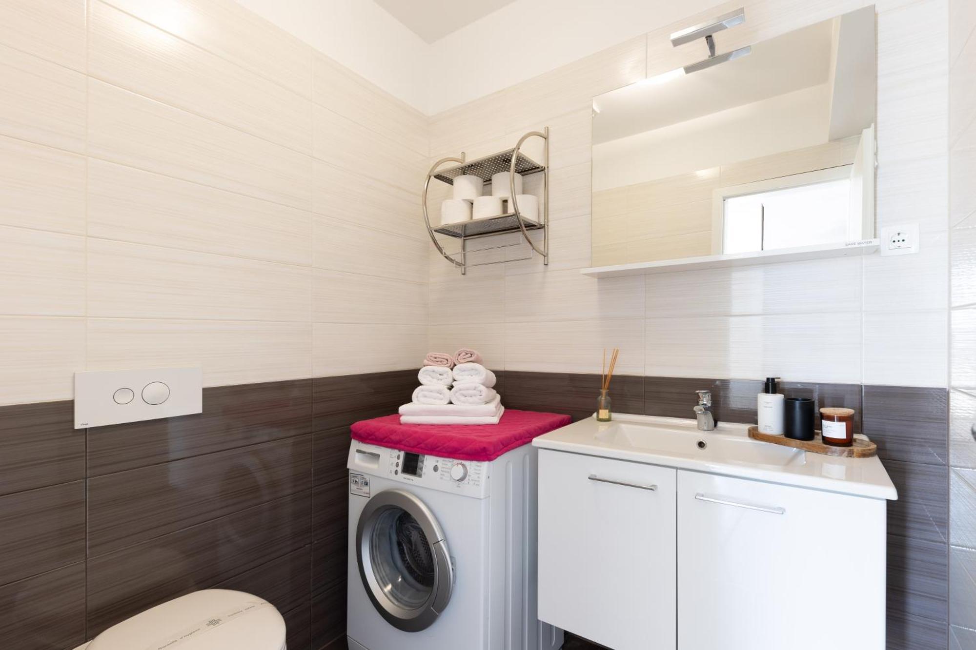 Apartment Sasso Split Bagian luar foto